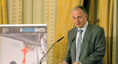 Mircea Geoană numit secretar general adjunct al NATO