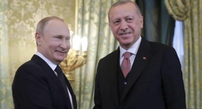 Îmbrăţişarea lui Erdogan cu Putin: îndepărtarea treptată de NATO